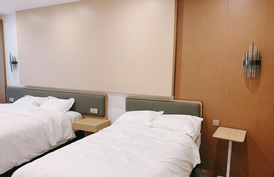 廣州辦公家具_廣州辦公家具廠_佛山辦公（gōng）家具定做-佛山市www.17c.com家具有限公司
